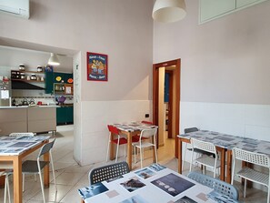 Free daily local cuisine breakfast  - Hostel Mancini Naples (Naples)