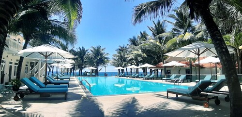 Saigon Emerald Resort