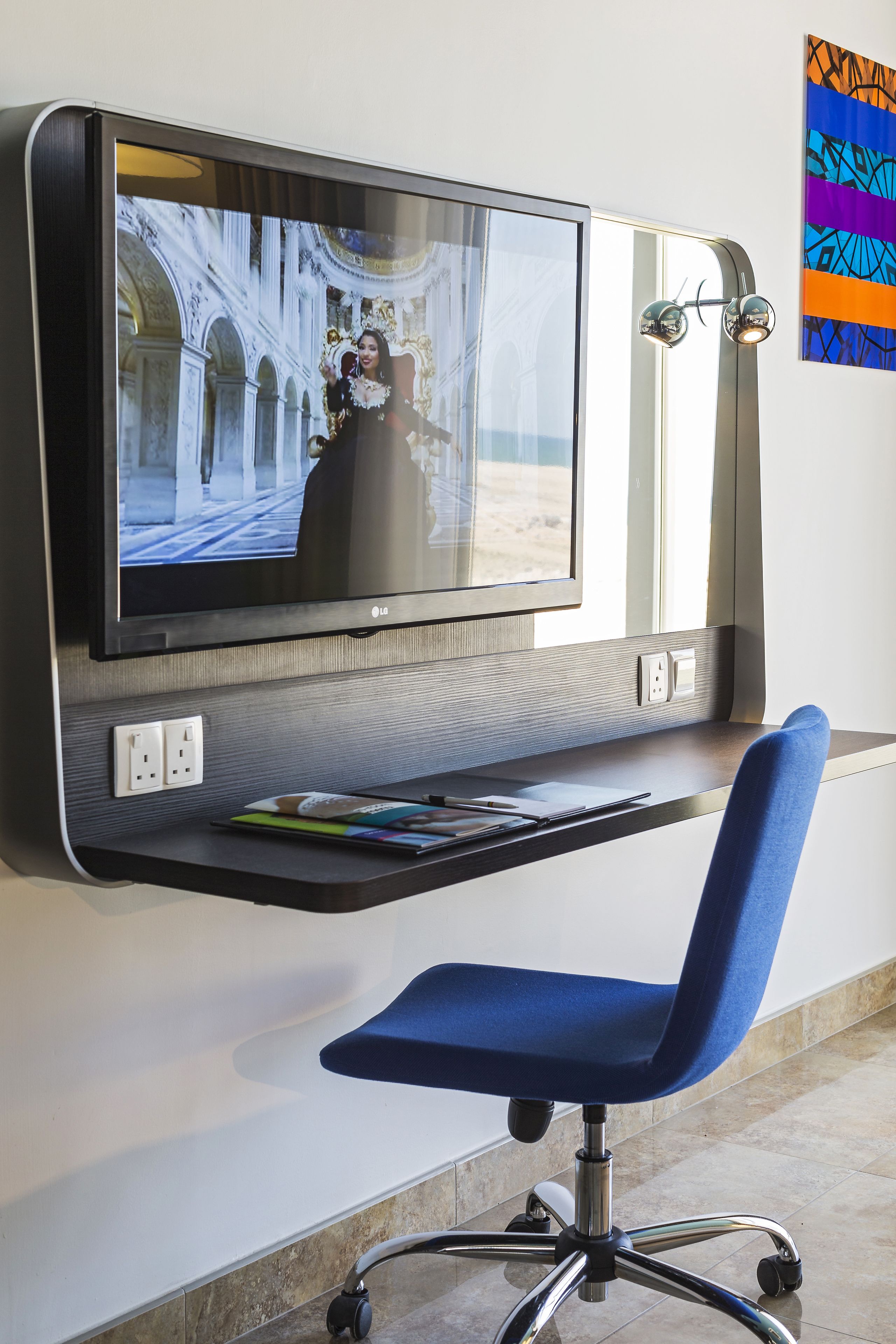 1 bedroom, in-room safe, individually decorated, desk