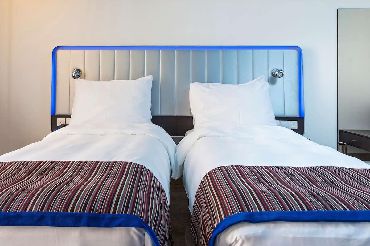 1 chambre, coffres-forts dans les chambres, décoration personnalisée