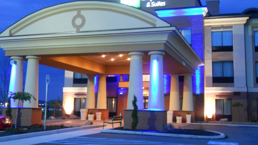 Holiday Inn Express & Suites Greensburg by IHG