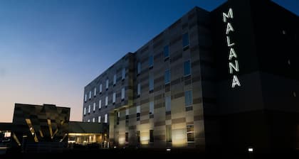 Malana Hotels & Suites