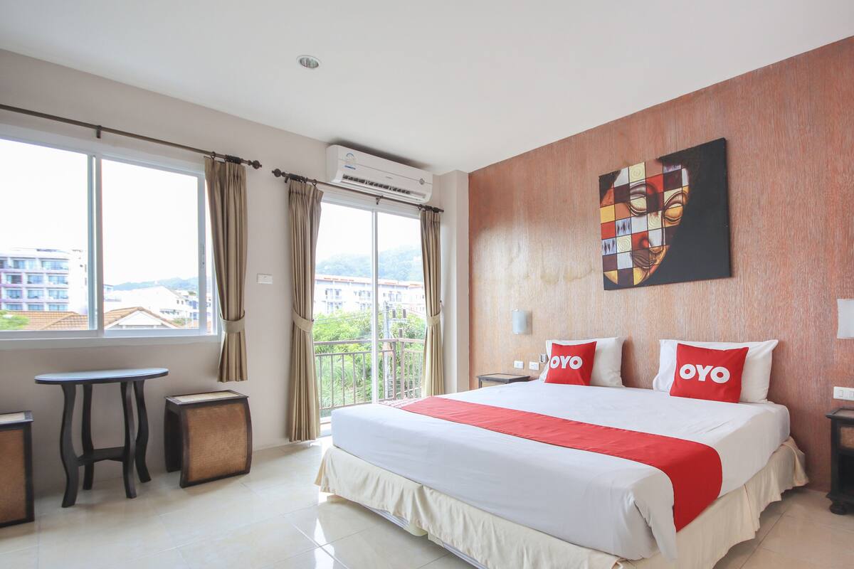 Habitación doble Deluxe | Escritorio, wifi gratis y ropa de cama