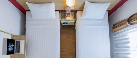 Coffres-forts dans les chambres, Wi-Fi, draps fournis