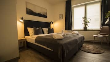 Habitación Confort doble, 1 cama de matrimonio | Wifi gratis y ropa de cama