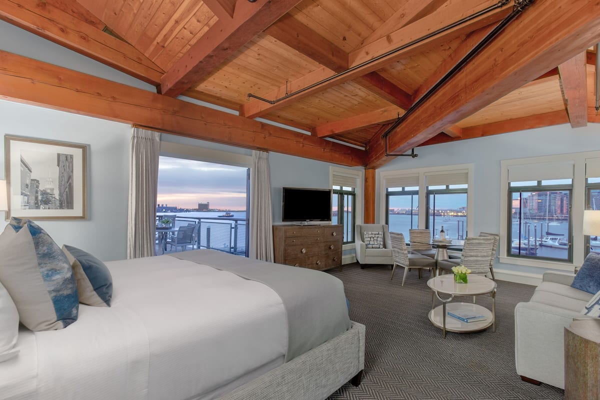 deluxe room, 1 king bed with sofa bed, harbour view | premium bedding, down duvets, in-room safe, desk