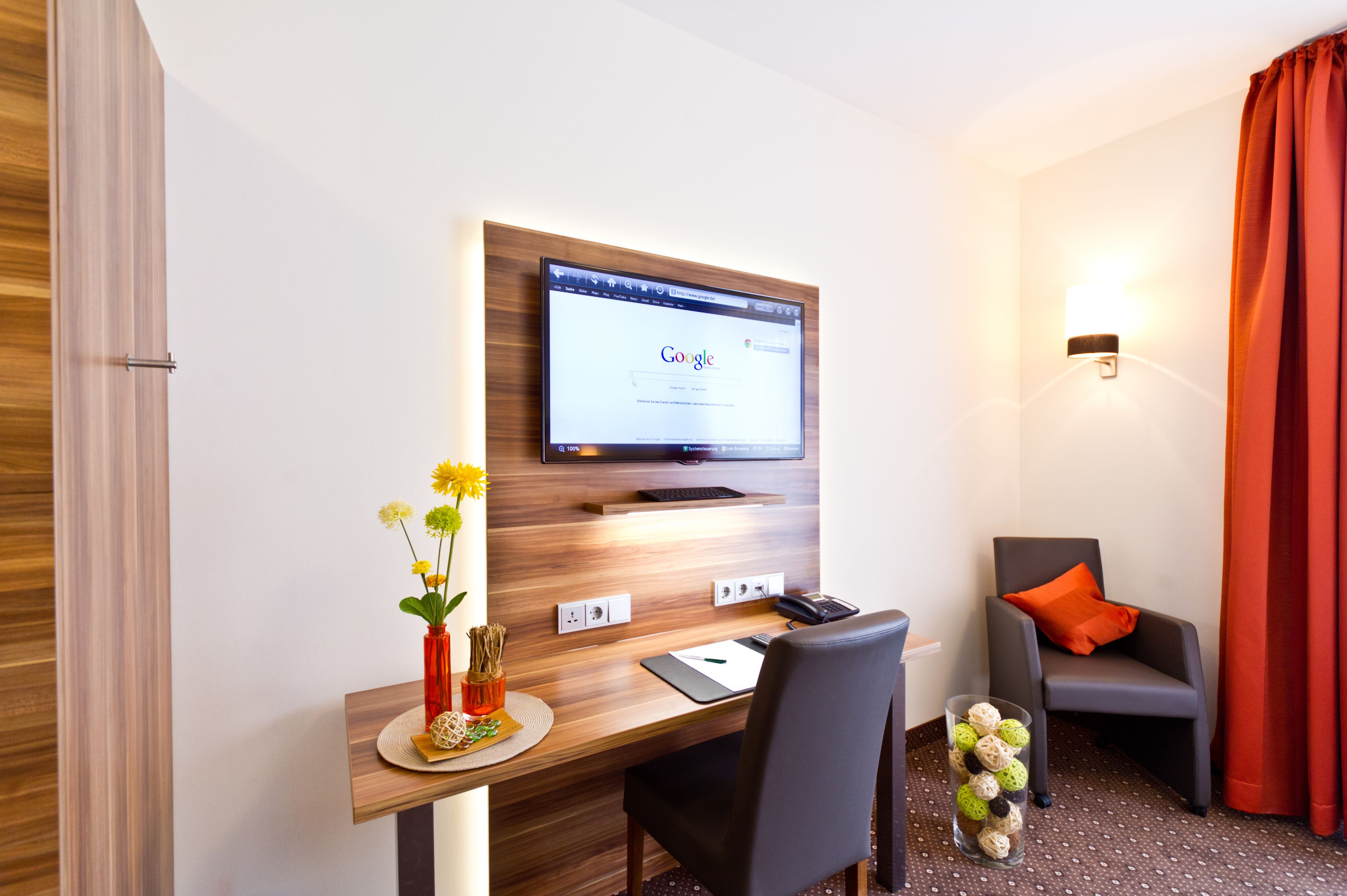 premium bedding, pillow-top beds, in-room safe, individually decorated