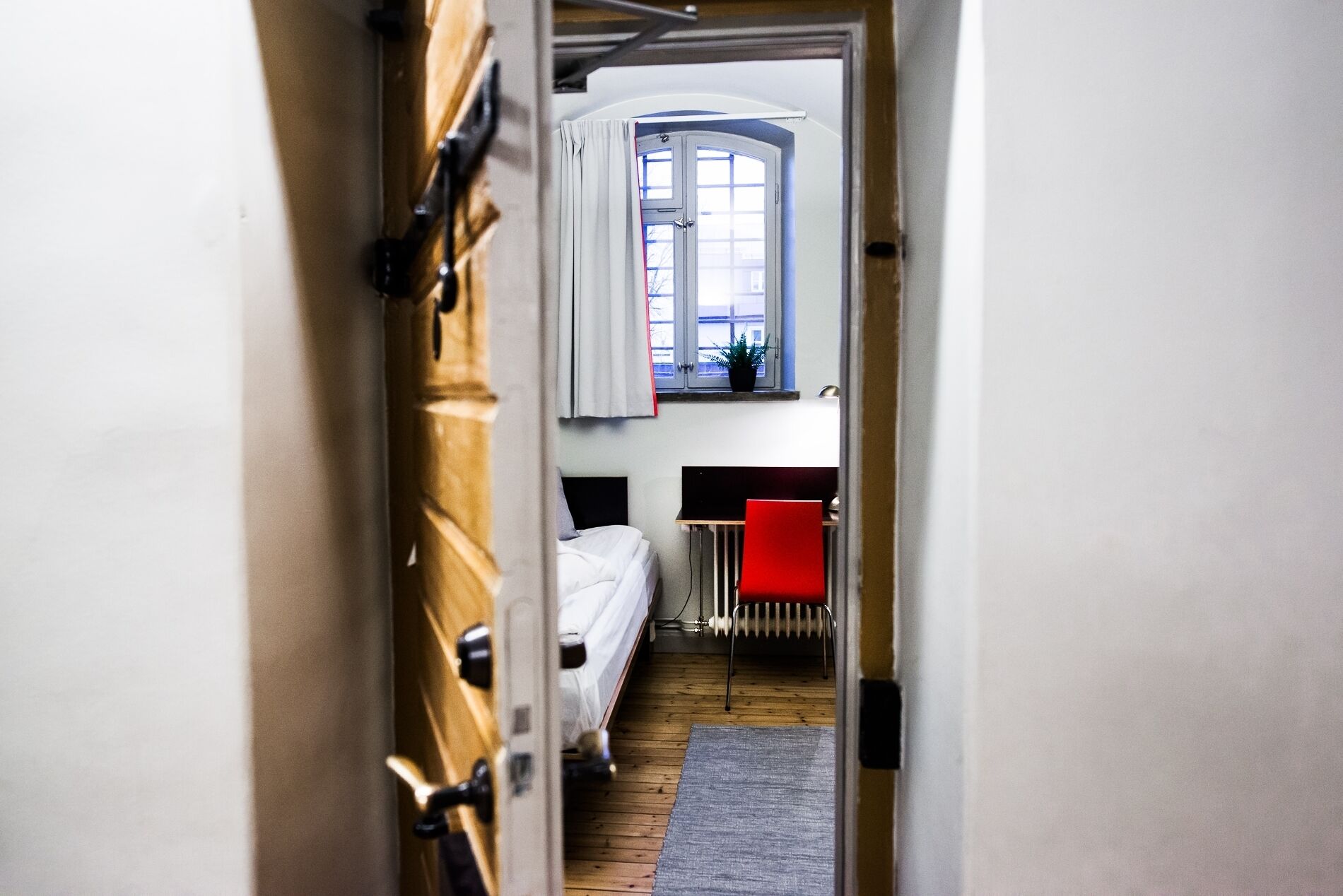 single room, shared bathroom | 1 bedroom, hypo-allergenic bedding, desk, blackout curtains