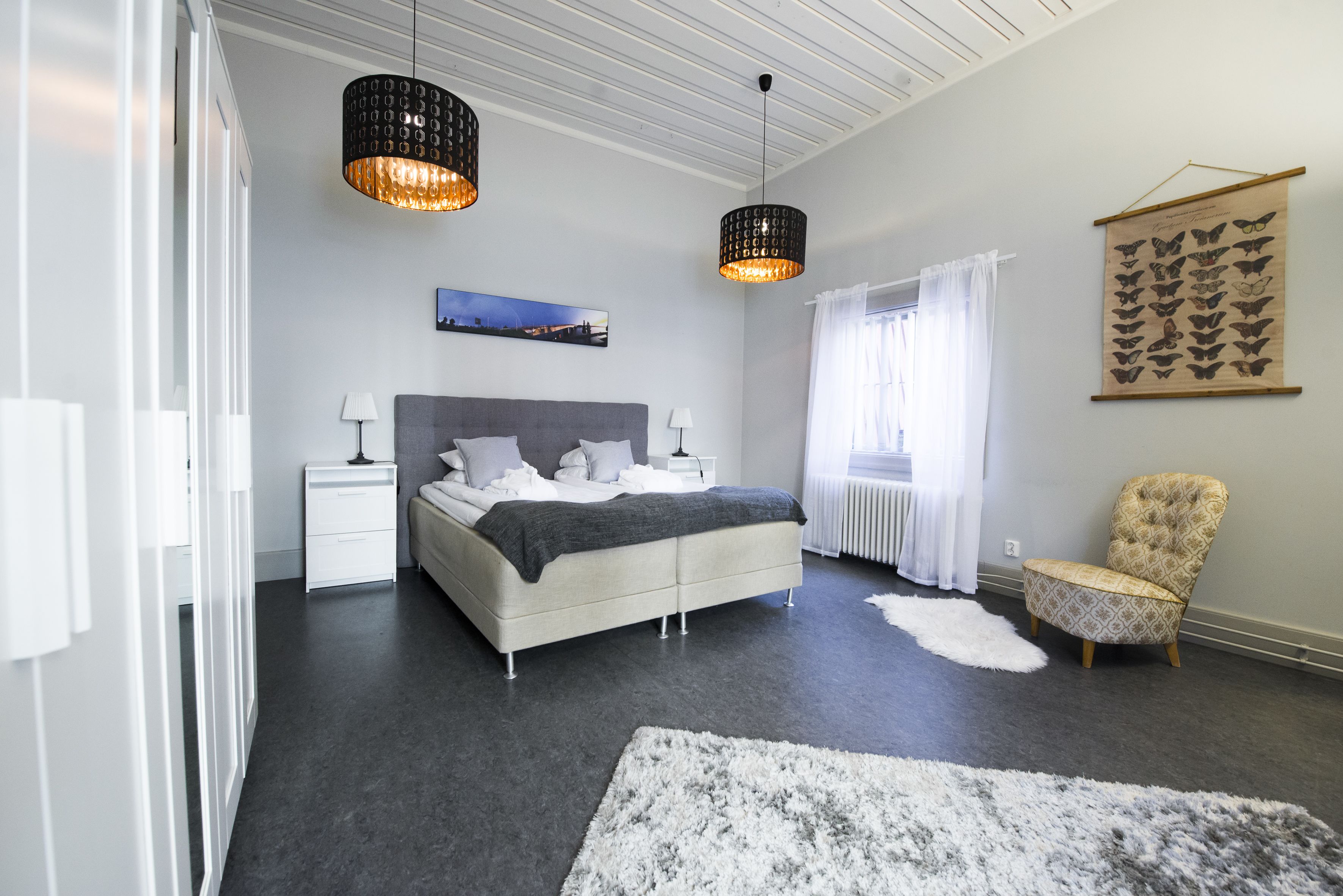 apartment, 2 bedrooms, private bathroom | 1 bedroom, hypo-allergenic bedding, desk, blackout curtains