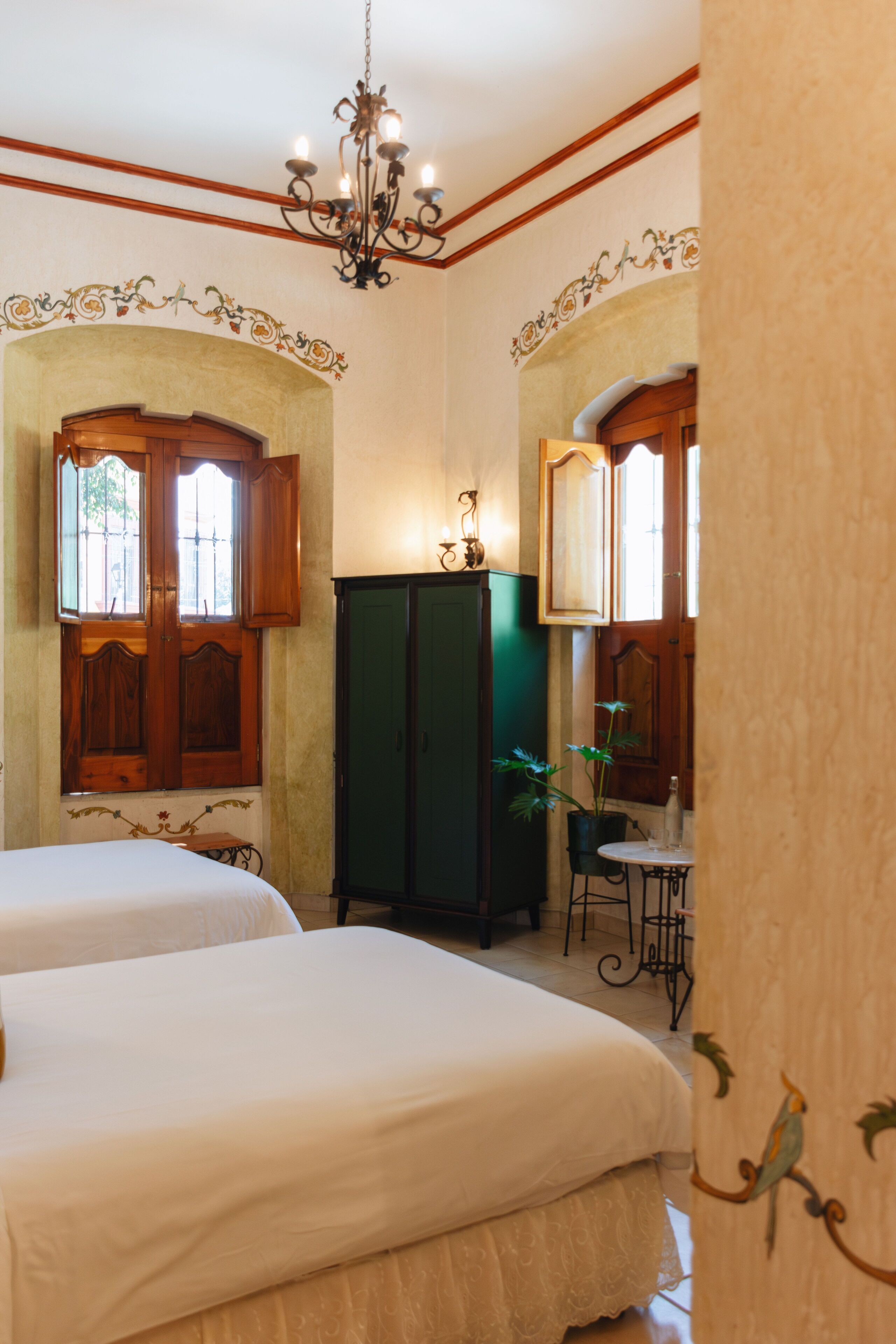 Photo - Los Pilares Hotel