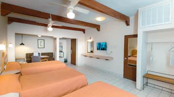 Cortinas blackout, tabla de planchar con plancha y wifi gratis