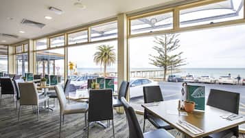 Breakfast, lunch, dinner served; sea views
