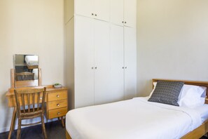 Wifi gratis y ropa de cama