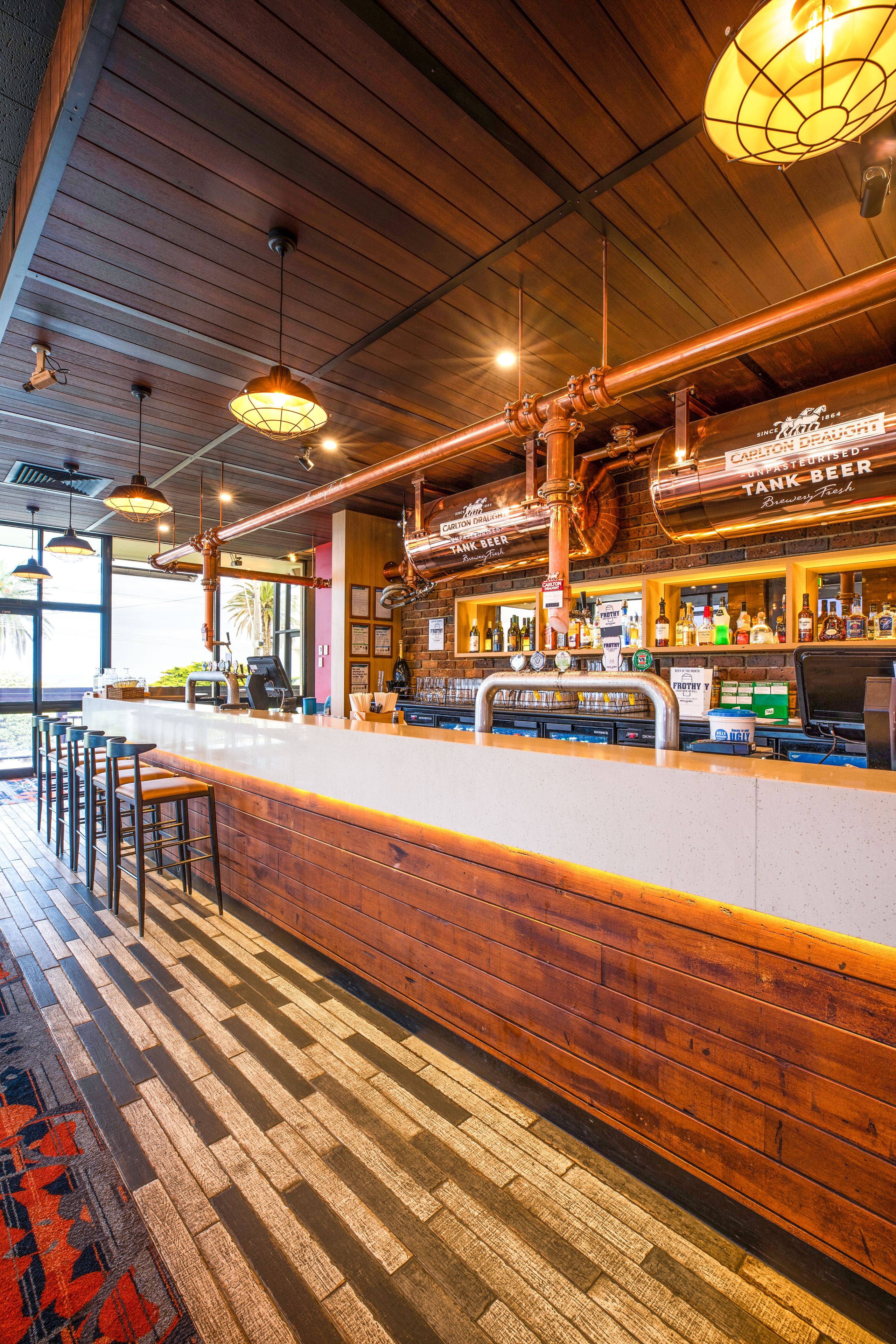 Pub, ocean views, open daily