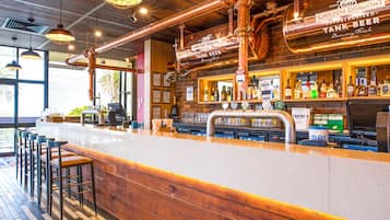 Pub, ocean views, open daily