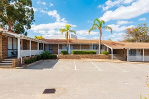 Exterior - Nightcap at Wanneroo Tavern (Wanneroo)