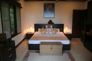 Minibar, individually furnished, rollaway beds, free WiFi