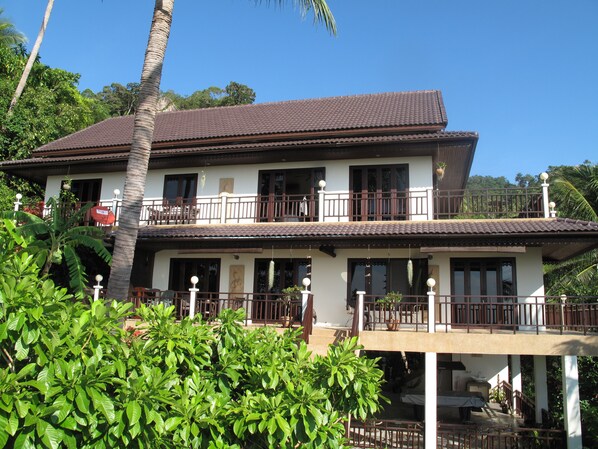 Villa | Exterior