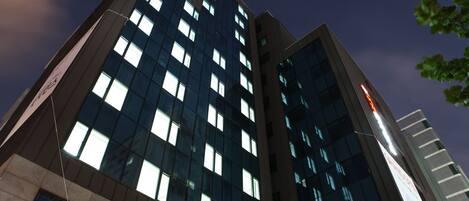 Front of property - evening/night