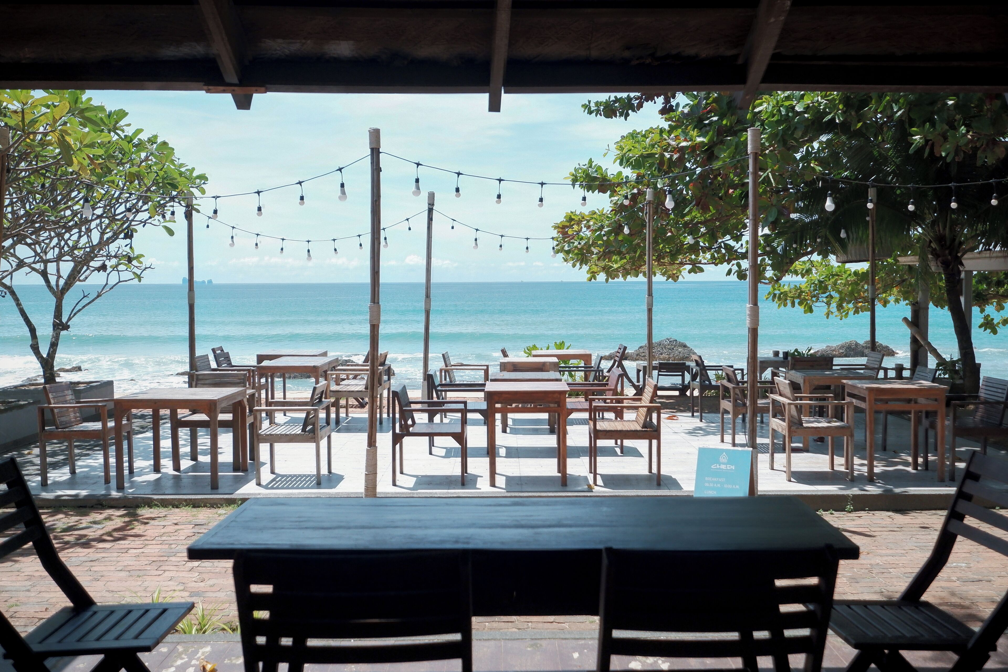 Spécialités Cuisine internationale, vue sur la plage 