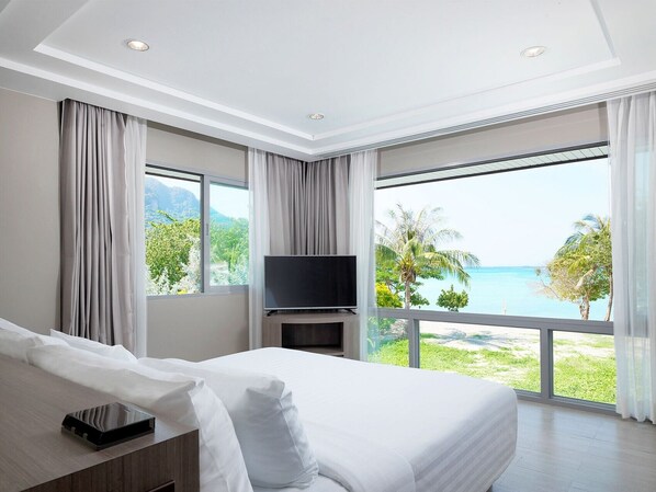 Villa, 1 Double Bed, Sea View (BAR noise 8PM - 2AM) | Premium bedding, minibar, in-room safe, desk - PP Princess Resort (Ko Phi Phi)