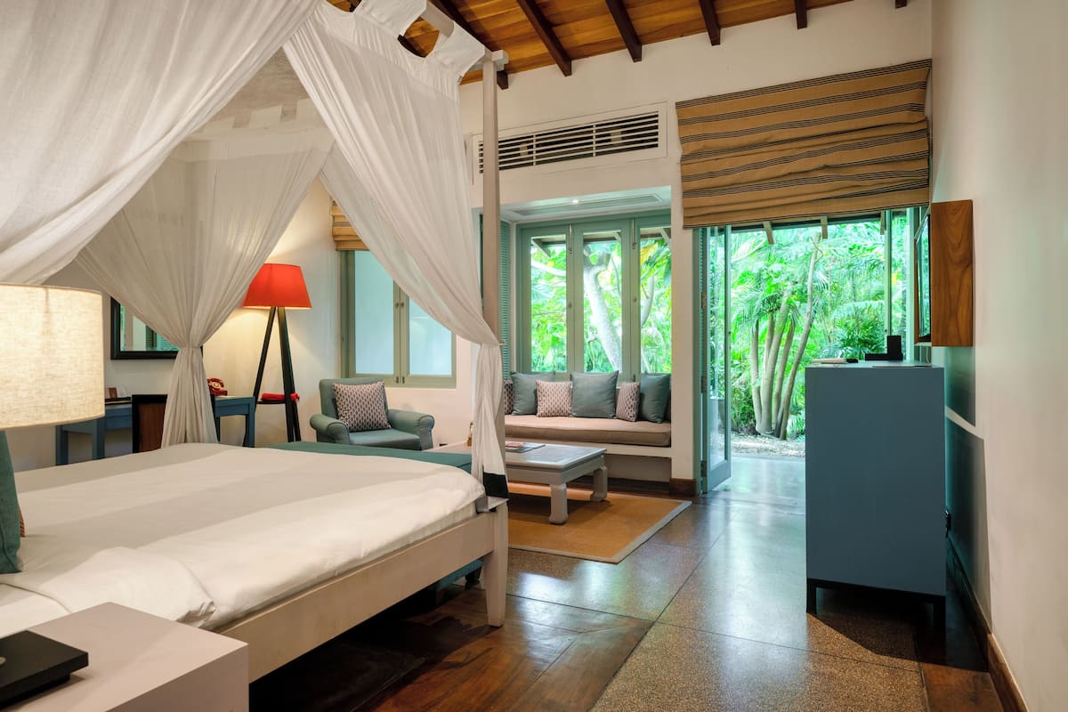 Suite (Double, Garden) | In-room safe, individually decorated, desk, blackout drapes