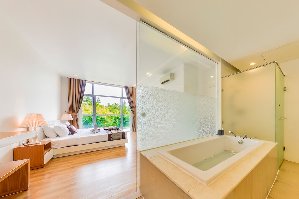 Apartment, 2 Bedrooms, Garden View | Bilik Mandi | Pancuran mandi, hulu semburan mandi hujan