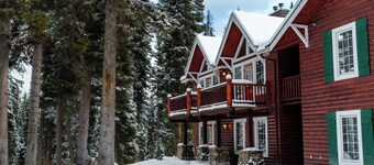 Paradise Lodge & Bungalows