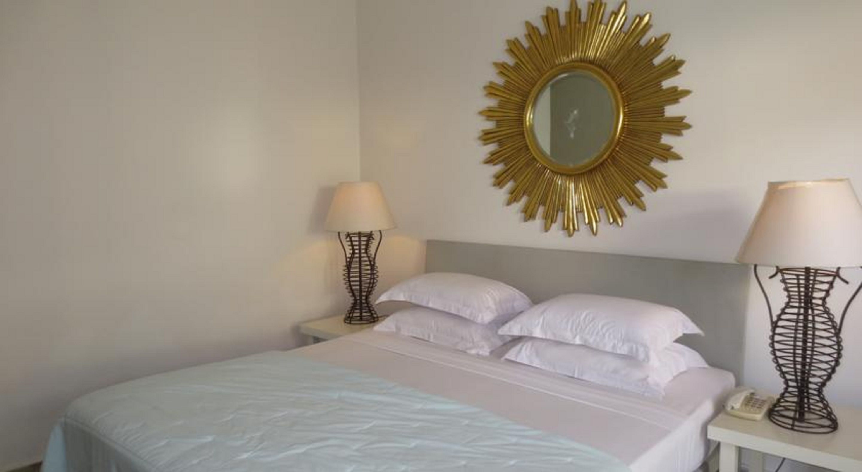 superior room | in-room safe, desk, blackout curtains, free wifi