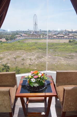 Habitación cuádruple familiar | Ropa de cama de alta calidad y minibar (con algunos artículos gratuitos)