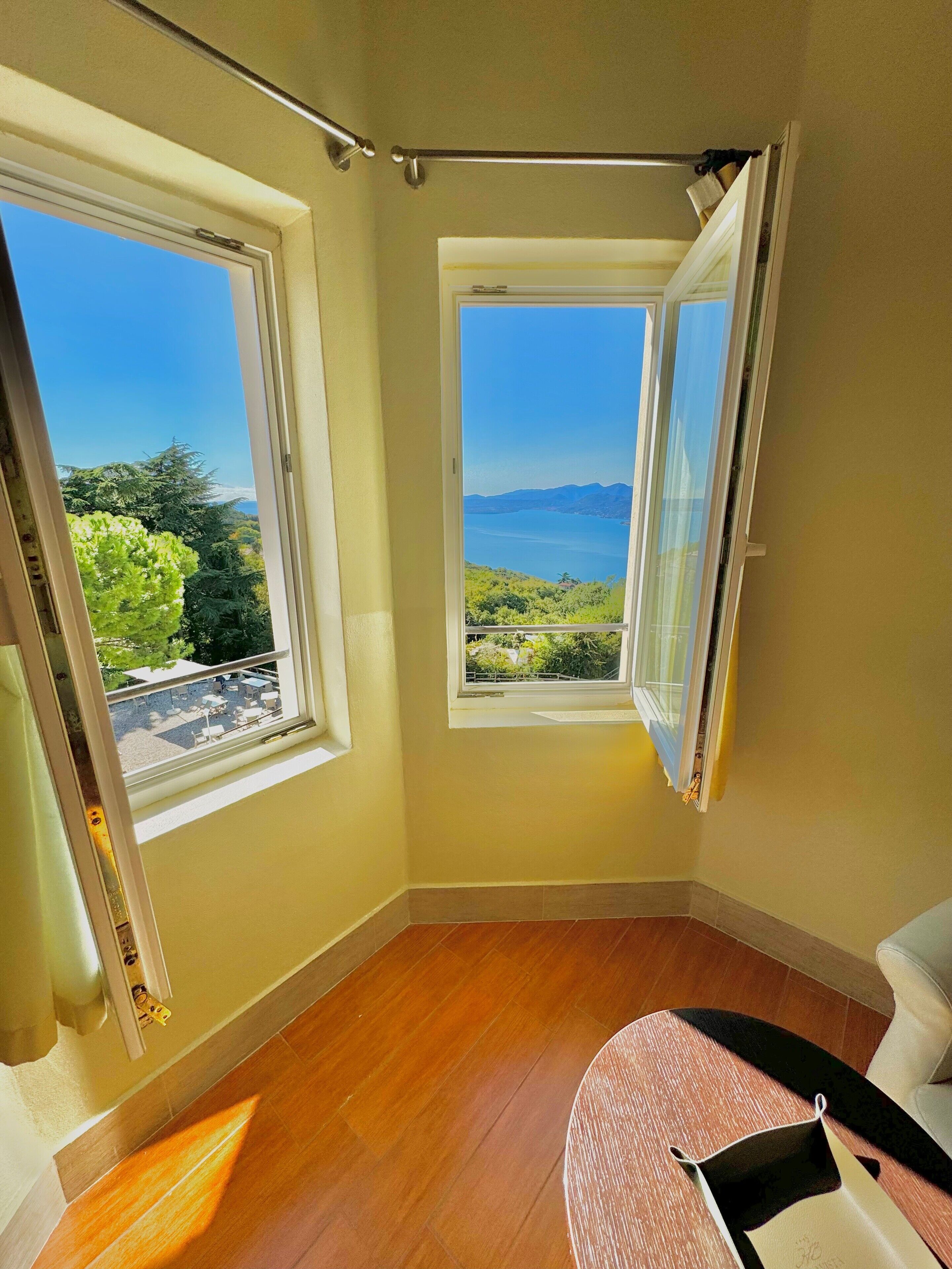 junior suite | lake view