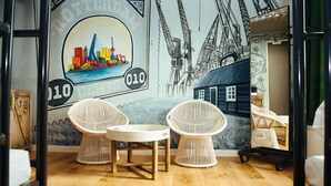 Quadruple Room | Living area - King Kong Hostel (Rotterdam)