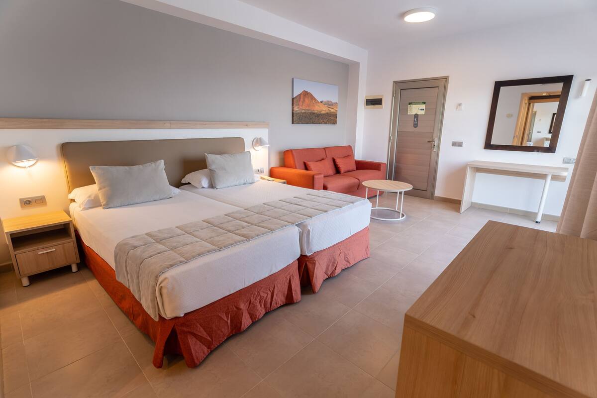 1 bedroom, down duvets, in-room safe, desk