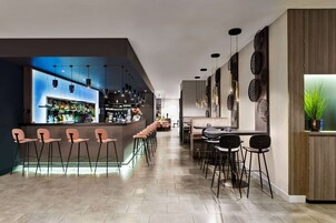 Bar (en el alojamiento)