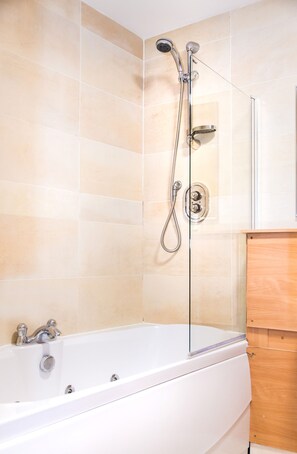 Executive-Doppelzimmer | Badezimmer