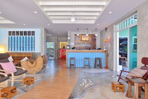 Mostrador para check-in y check-out