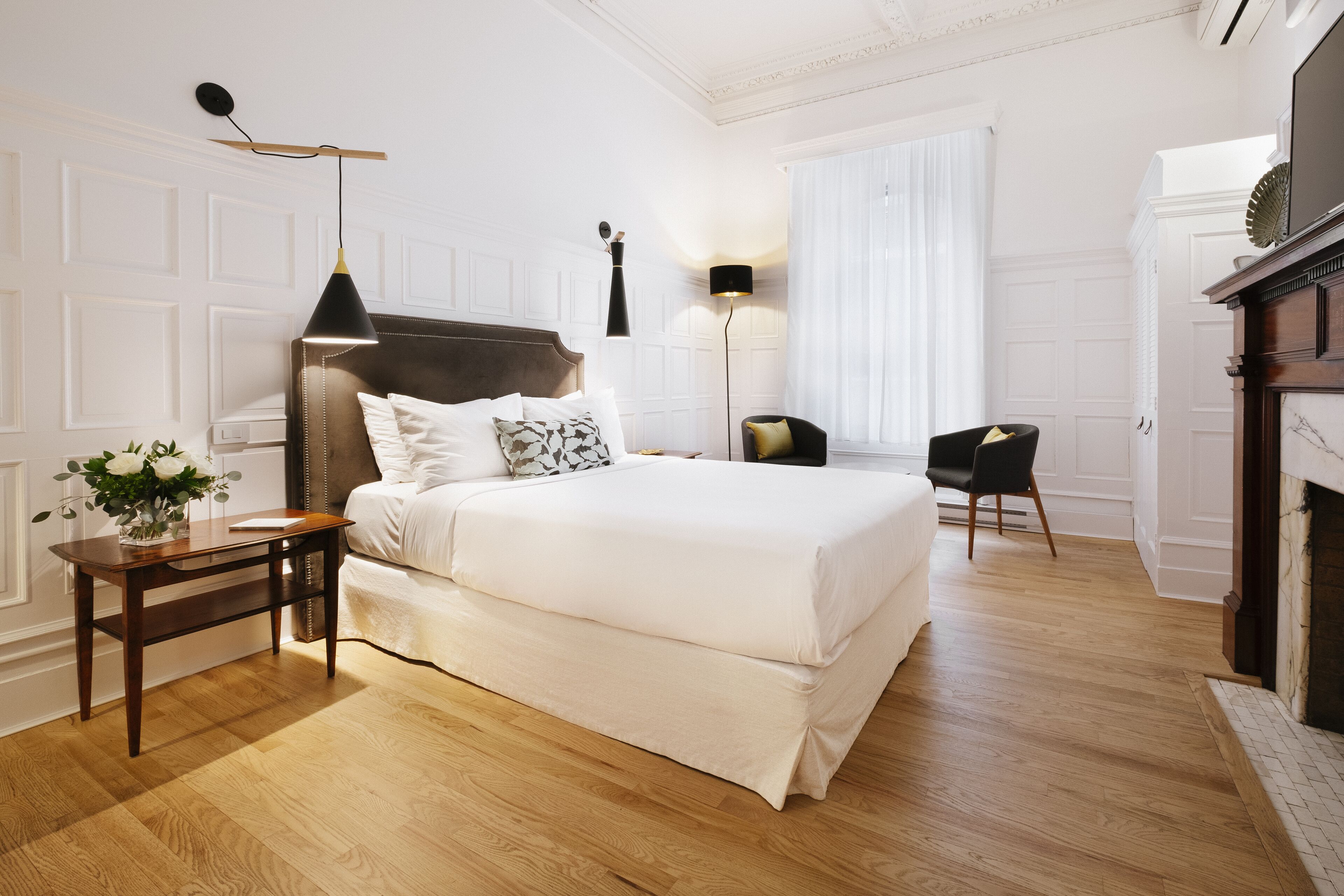 thematic room, 1 queen bed | premium bedding, individually decorated, individually furnished, desk