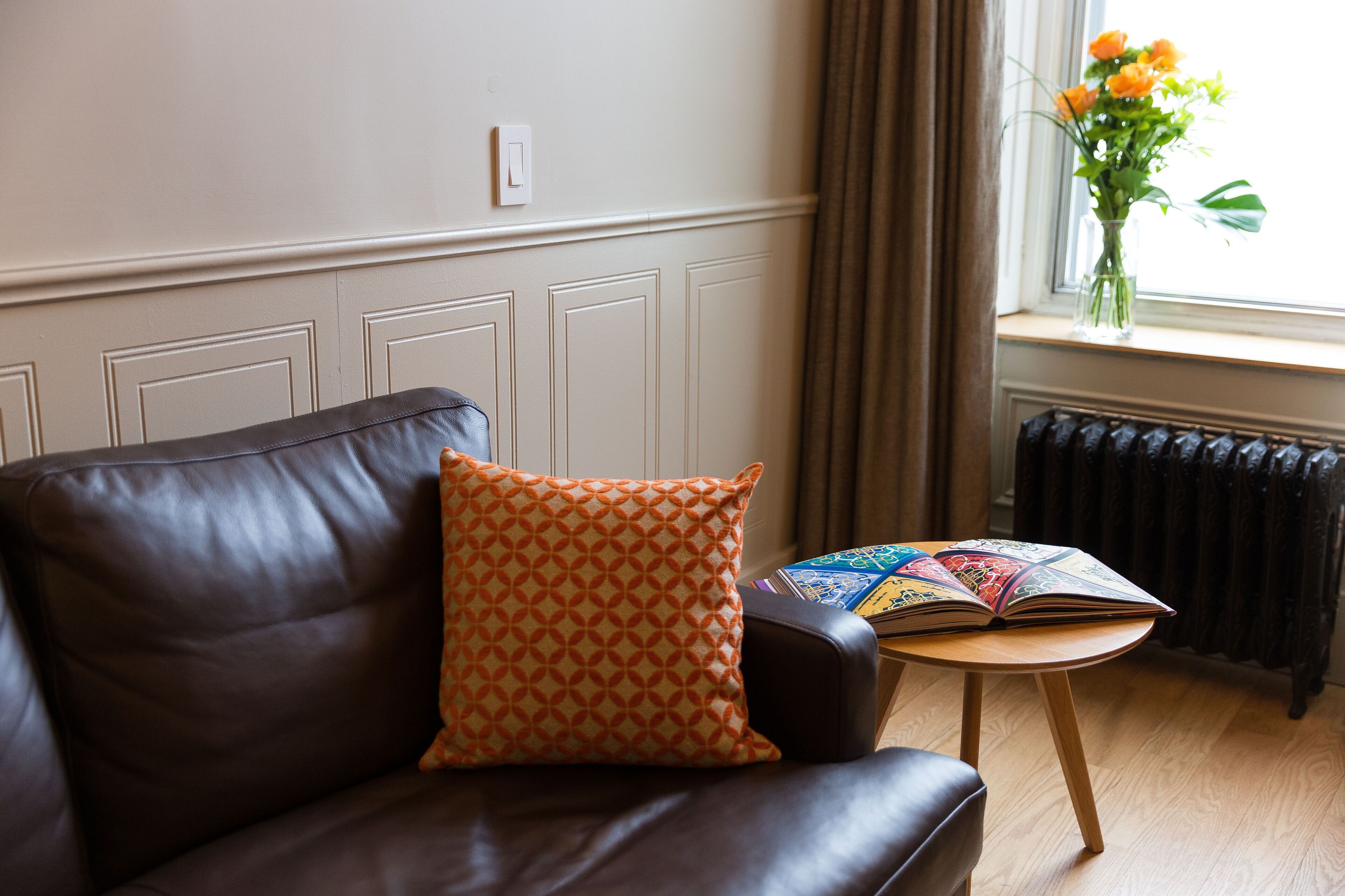 suite junior, 1 king bed | premium bedding, individually decorated, individually furnished, desk