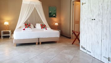 Superior Double Room, Private Bathroom, Pool View | 1 bedroom, Select Comfort beds, in-room safe, iron/ironing board