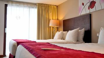 Standardzimmer, 2 Queen-Betten | Hochwertige Bettwaren, Zimmersafe, Schreibtisch, Verdunkelungsvorhänge