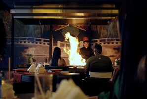 2 restaurants, dinner served, Japanese cuisine