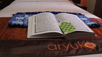 Premium bedding, in-room safe, desk, rollaway beds