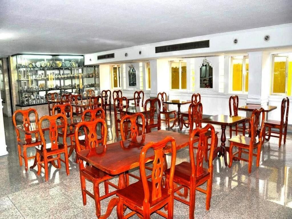 Photo - Highfive Hotel