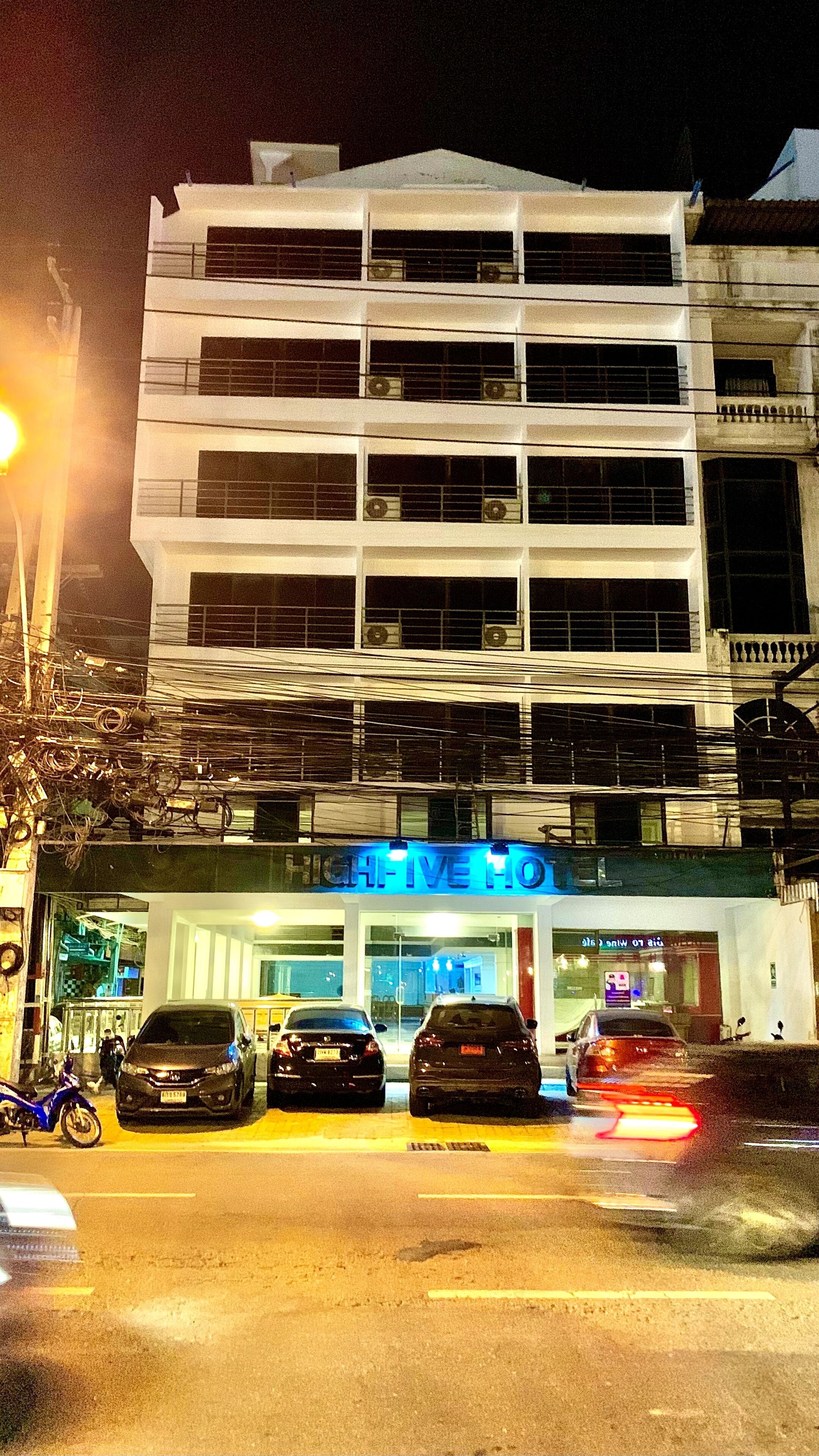 Foto - Highfive Hotel Pattaya