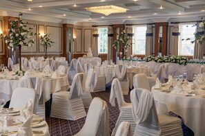Indoor wedding - Manor Hotel Solihull, BW Signature Collection (Solihull)