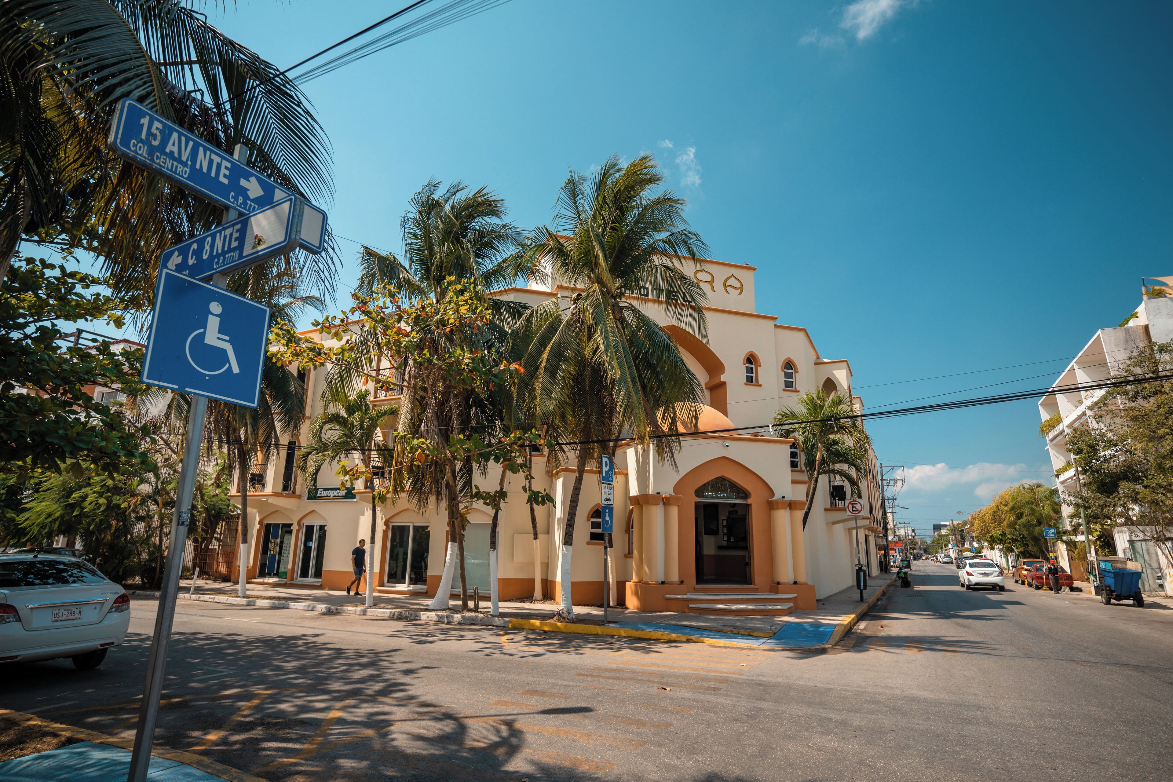 Fachada de la propiedad