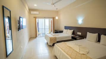 Superior Room | In-room safe, laptop workspace, blackout drapes, soundproofing