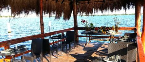 Se sirven desayunos y cocina fusión