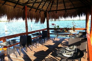 Breakfast served, Fusion cuisine - Casa Margarita Hotel Boutique (Cancun)