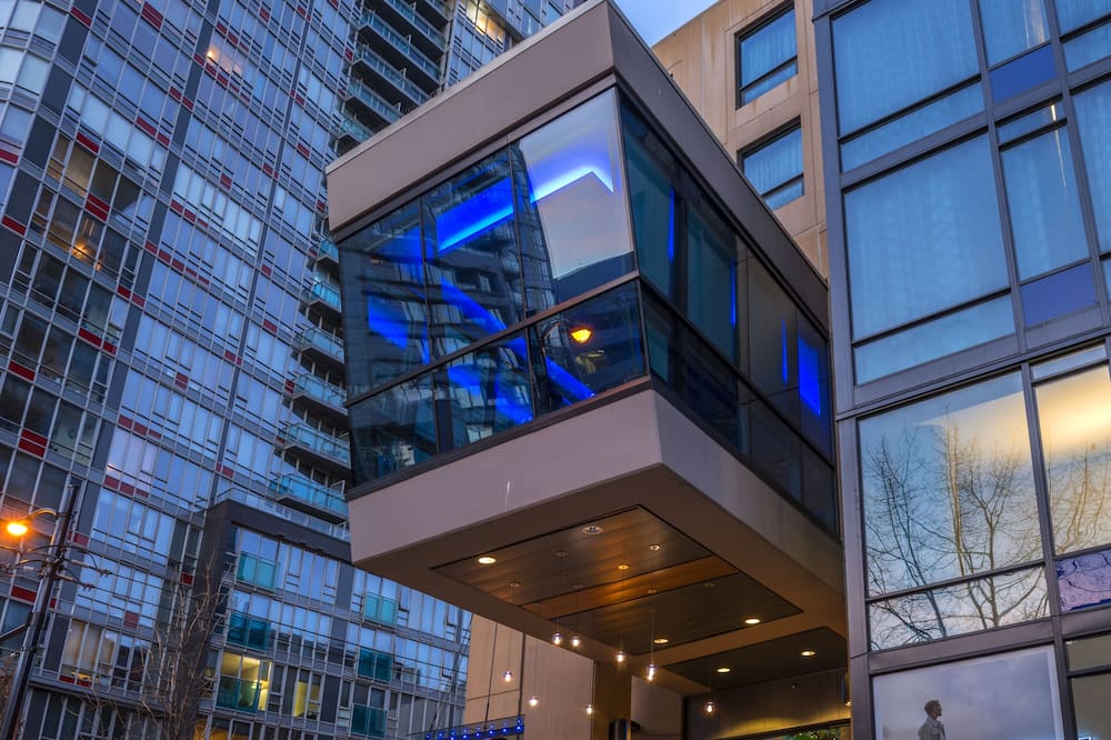 Hotel Blu Vancouver